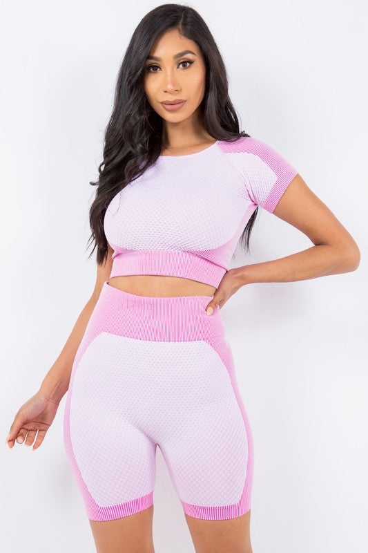 TEXTURED CROP TOP SHORT SET