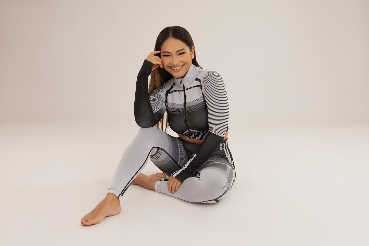 SEAMLESS ACTIVE ZIP UP CROP JACKET AND PANTS SET